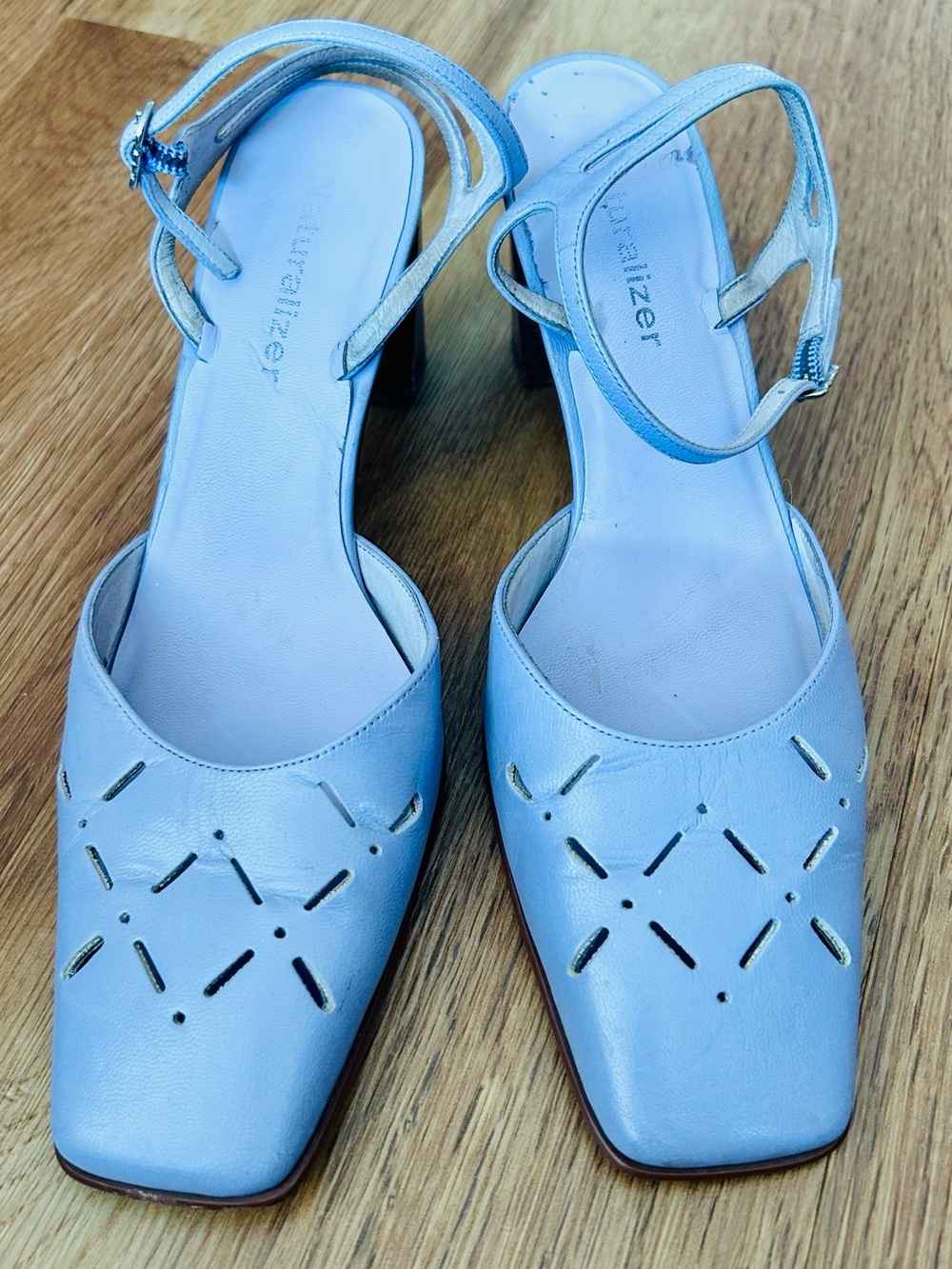 Naturalizer Perforated Block Heel Pumps in Lilac